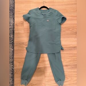 Figs Women's Scrub Set in Teal